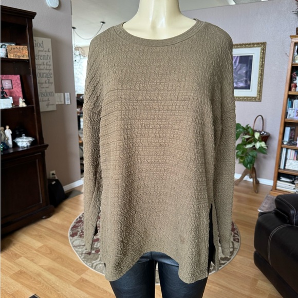Zara light brown long sleeve blouse-size L - Picture 5 of 9